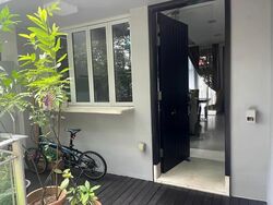 euHabitat (D14), Terrace #536335301